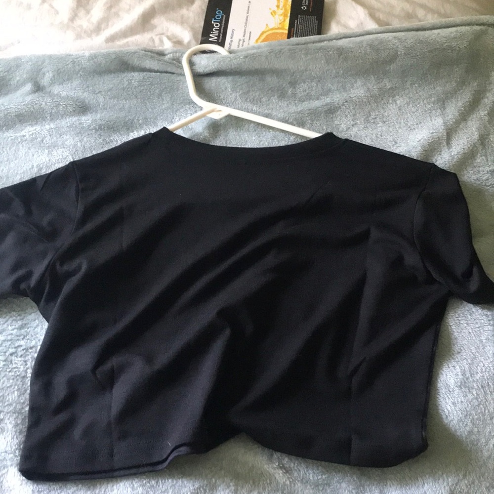 Size: Small - Picture 2 of 3